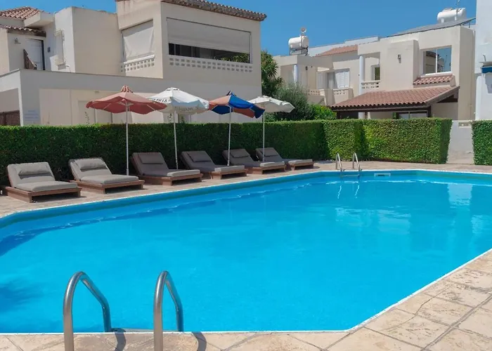 Sienna Townhouse By Staycom